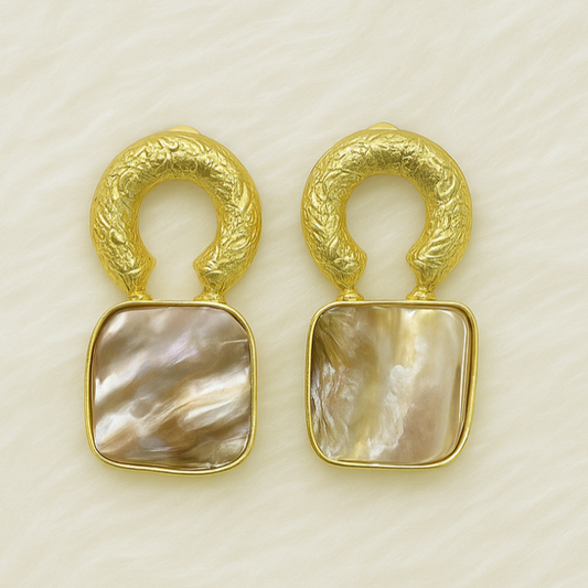 Luna Shell Drops